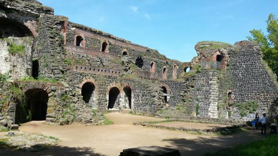 Ruines du palais impérial Kaiserpfalz Kaiserswerth